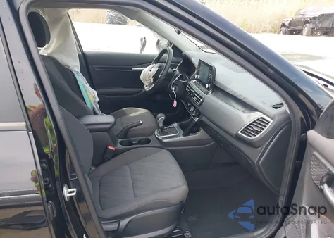 2021 Kia Seltos Lx z USA, uszkodzony, nr VIN KNDEPCAA1M7116346